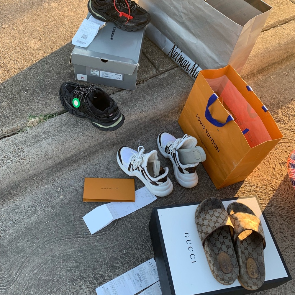 AUTHENTIC Gucci GG canvas slides men 9